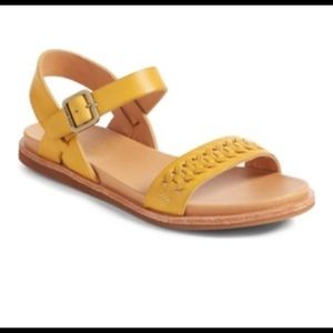 NIB Kork-Ease Women/'s Yucca Flat Leather Sandals in Brown